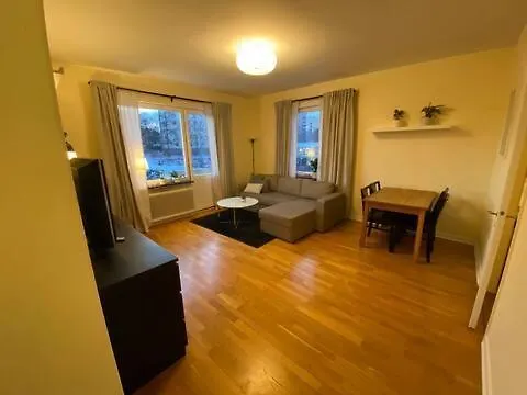 Flatin Erbjuder Laegenheter I Soedra Stockholm Apartment