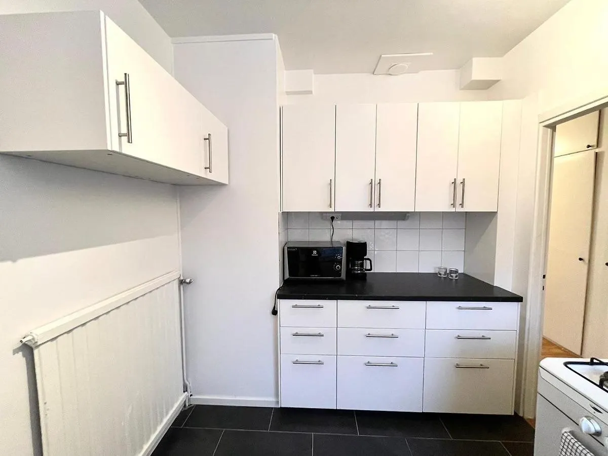 Flatin Erbjuder Laegenheter I Soedra Stockholm Apartment