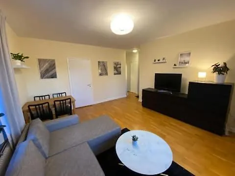 Flatin Erbjuder Laegenheter I Soedra Stockholm Apartment