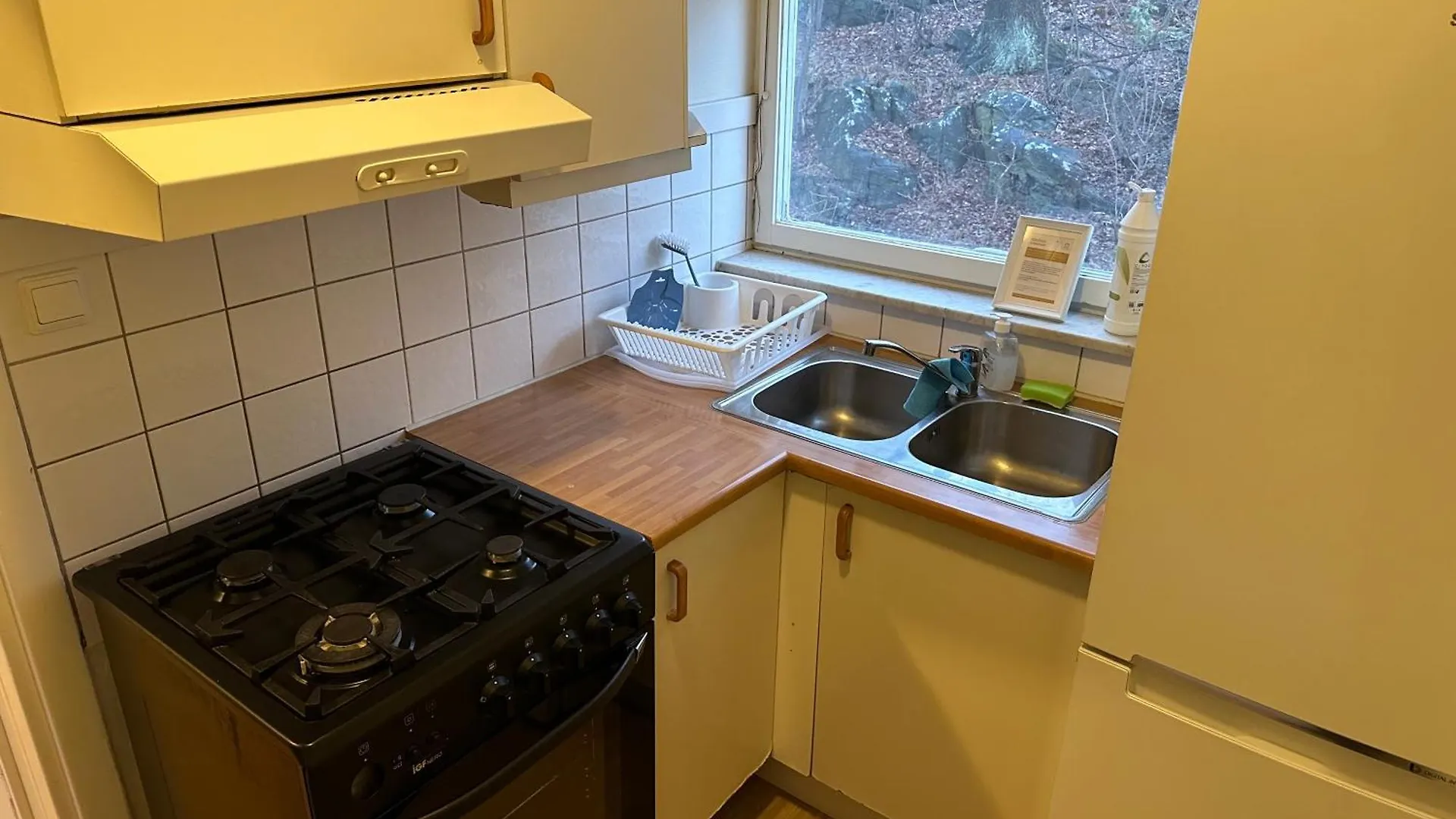 Flatin Erbjuder Laegenheter I Soedra Stockholm Apartment